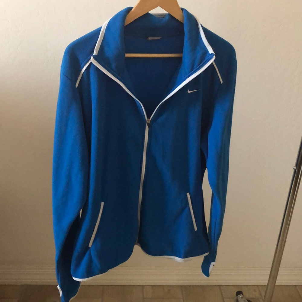 Nike zip up light weight jacket